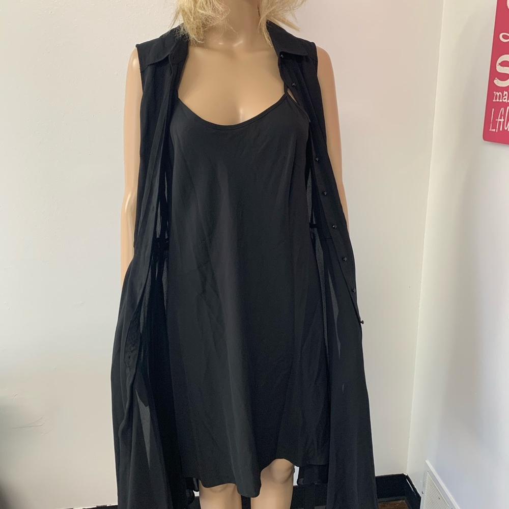 Dress - Picture 4 of 10